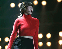 Sunny SNSD Girls Generation Sexy in Red Bloom Performance GIF (2)