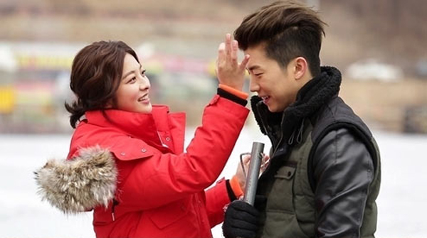 อูยองและพัคเซยองไปเดทตกปลาบนน้ำแข็งด้วยกันในรายการ "We Got Married"