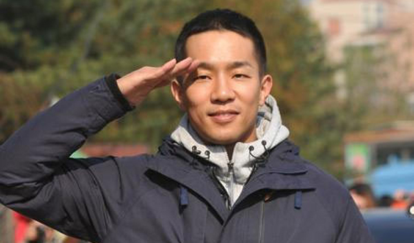 ซังชู Mighty Mouth เตรียมปลดประจำการจากกองทัพอย่างเงียบๆอีกคน!! - Kpop